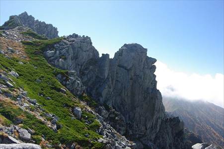 宝剣岳(2931m)天狗岩 撮影場所:木曾駒ケ岳 撮影日時:2014/10/01 Highslide JS