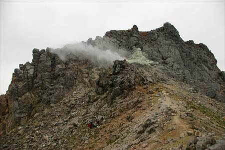 焼岳(2,393m)噴気 撮影場所:焼岳肩 撮影日時:20070623-24 Highslide JS