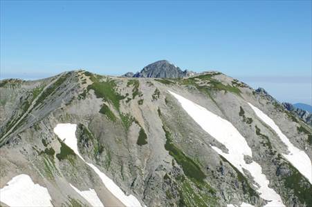 別山(2880m) 撮影場所:真砂岳より 撮影日時:2006/08/11 Highslide JS