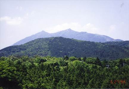 筑波山(871m) 撮影場所: 撮影日時:1995/05/27 Highslide JS