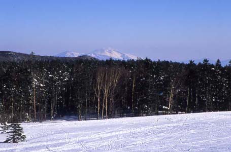 浅間山(2568m) 撮影場所:八ヶ岳麦草峠 撮影日時:2001/02/10 Highslide JS