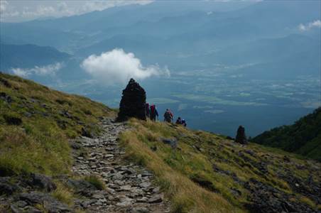 八ヶ岳 硫黄(2760m)から横岳へ 撮影場所:硫黄岳 撮影日時:2010/09/19 Highslide JS