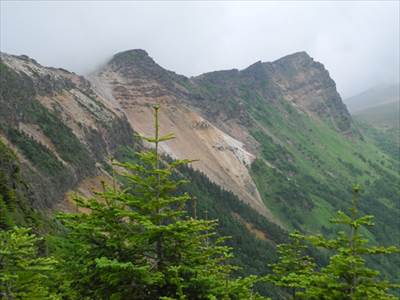 浅間外輪 仙人岳(2219m)・鋸岳(2234m) 撮影場所:黒斑山 撮影日時:2013/06/30 Highslide JS