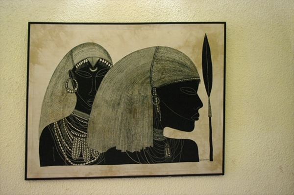 ティンガティンガ・アート 撮影場所:イルボル・サファリ・ロッジ Highslide JS