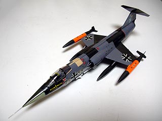 F-104