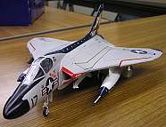 ATさん 1:48 F4D