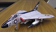 ATさん 1:48 F4D