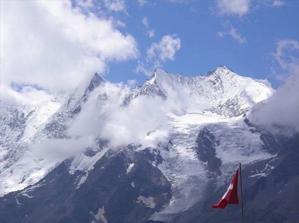 ワイスホルン(4,506m) 撮影場所:ウンターロートホルン 撮影日時:2004/08/27 Highslide JS