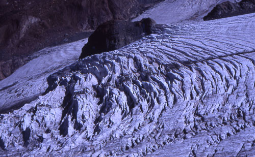 ウンター・テオデュール氷河 撮影場所:ガンデックヒュッテ(3,030m) 撮影日時:2004/08/28 Highslide JS